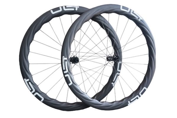 carbon-wave-wheels89C568D6-6284-5637-32EE-F7B9E4398568.jpeg